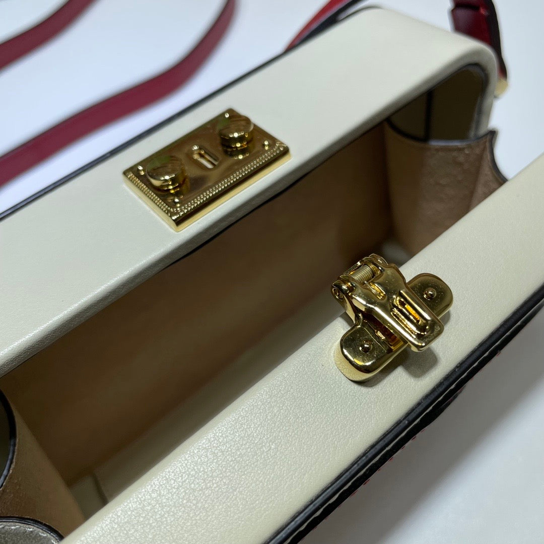 Gucci Interlocking G Mini Bag