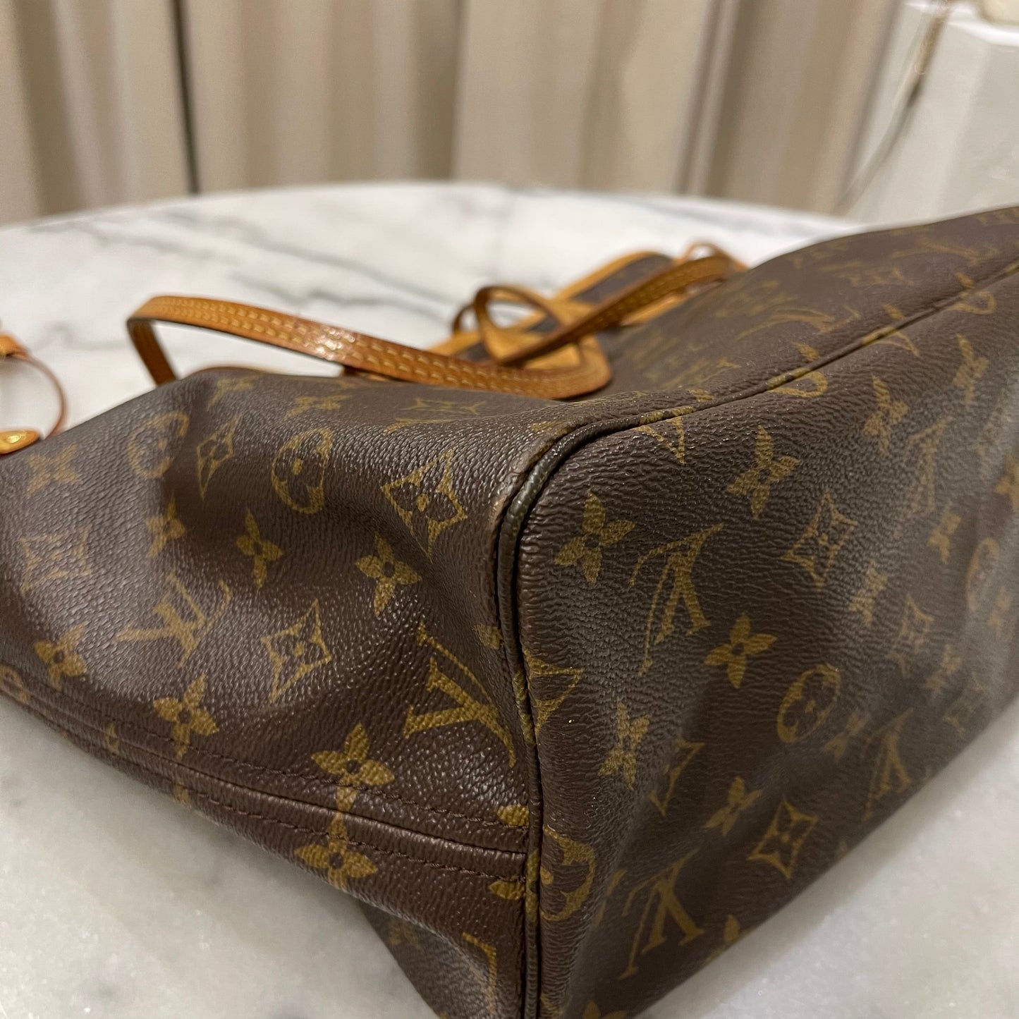 Louis-Vuitton Neverfull MM Monogram Canvas