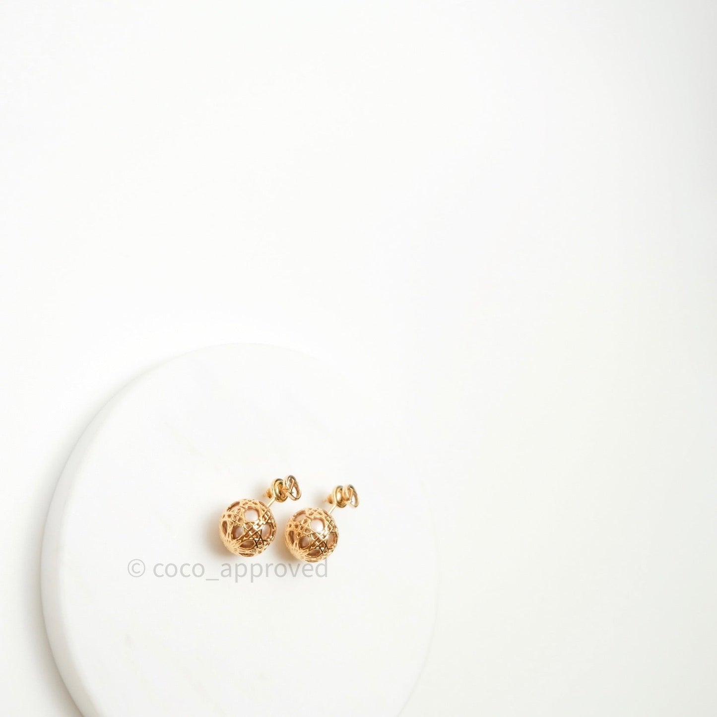 Christian Dior Pearl Cannage Mise En Dior Tribal Earrings Gold