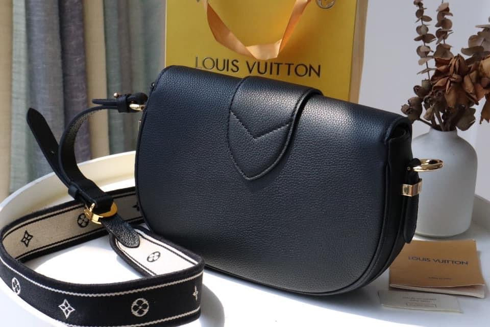 Louis Vuitton Pont 9 Soft MM Bag