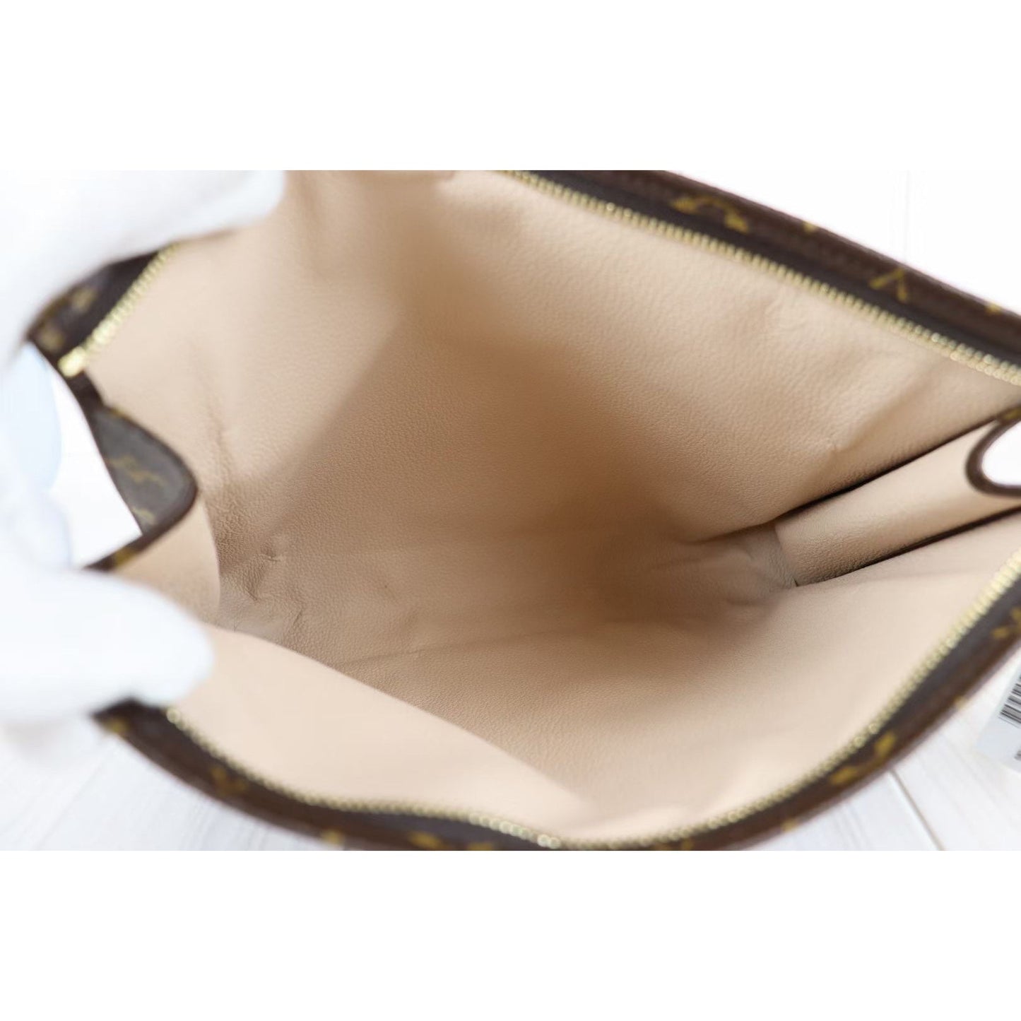 Rank A ｜ LV Monogram Pochette Toilette 26 ｜071809