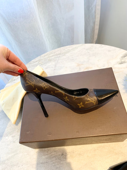 LOUIS VUITTON Patent Leather Monogram Fetish Pumps EU39