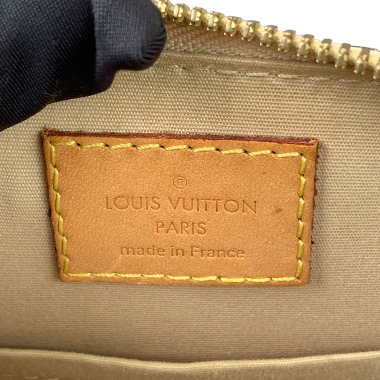 Louis-Vuitton Alma BB Vernis Beige GHW