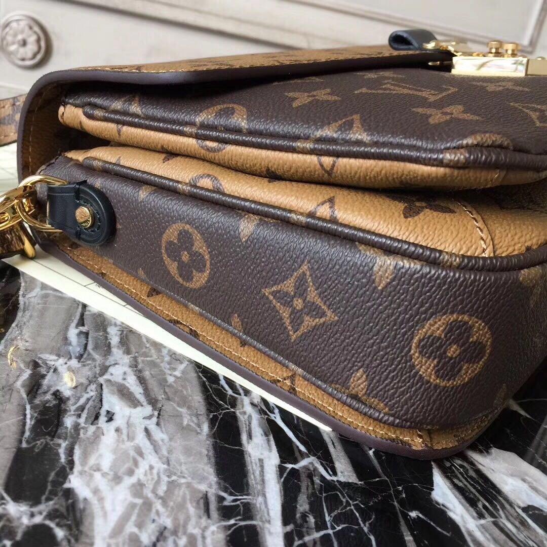 Louis Vuitton Pochette Metis Bag