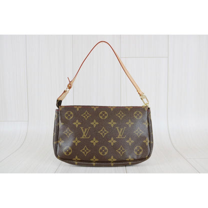 Rank SA ｜ LV Monogram Cherry Pochette Accessoires ｜060205
