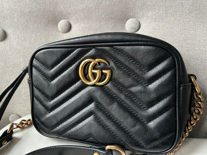 Gucci GG Black Marmont Mini Shoulder Bag (RRP £1,160)