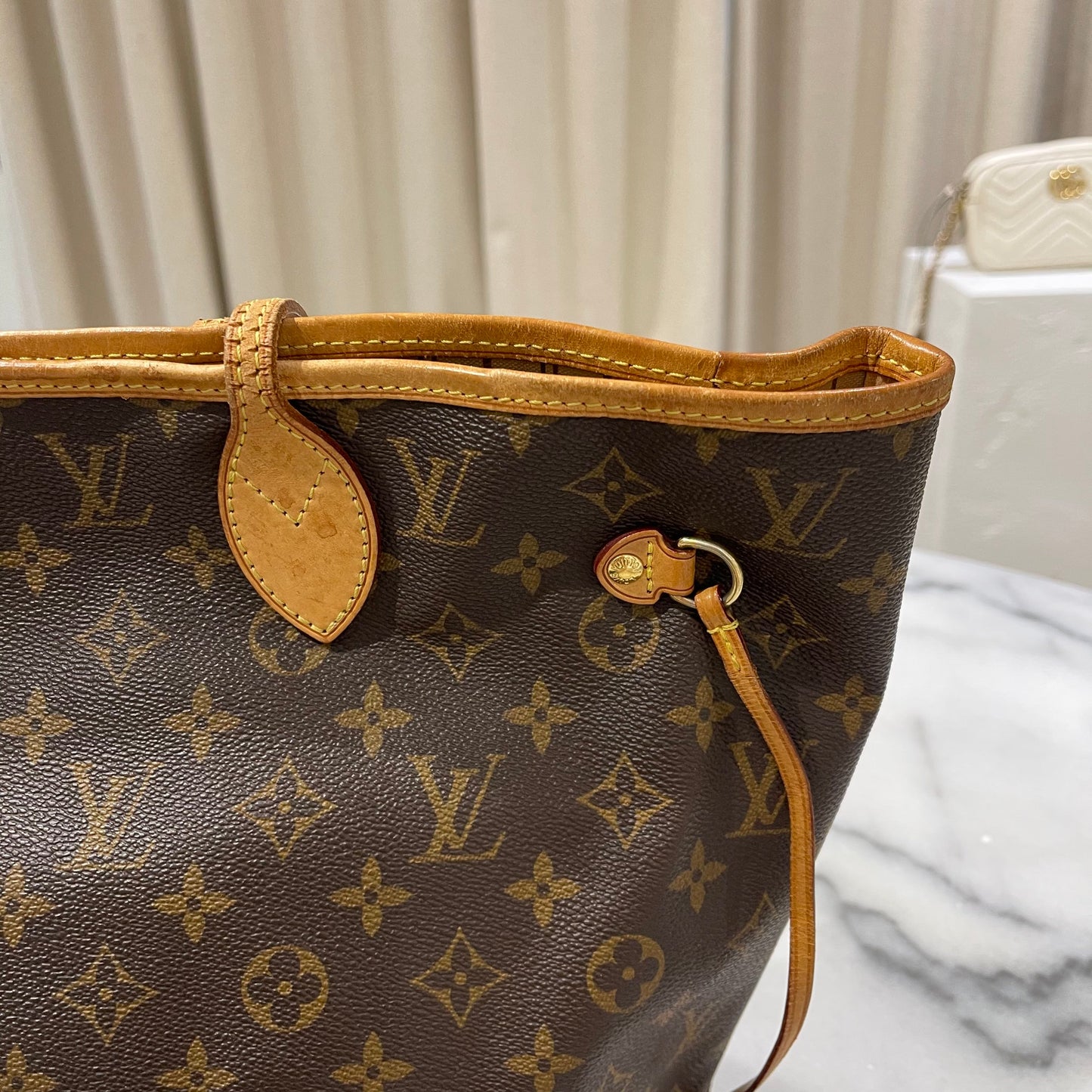 Louis-Vuitton Neverfull MM Monogram Canvas