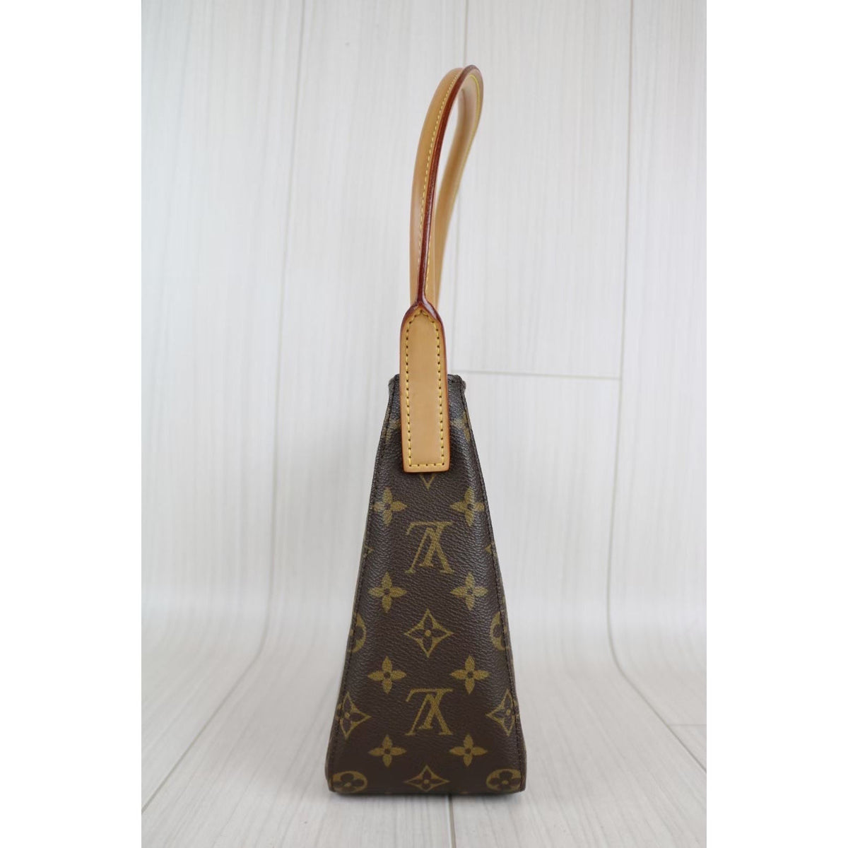 Rank A ｜ LV Monogram Looping MM Shoulder Bag ｜032316