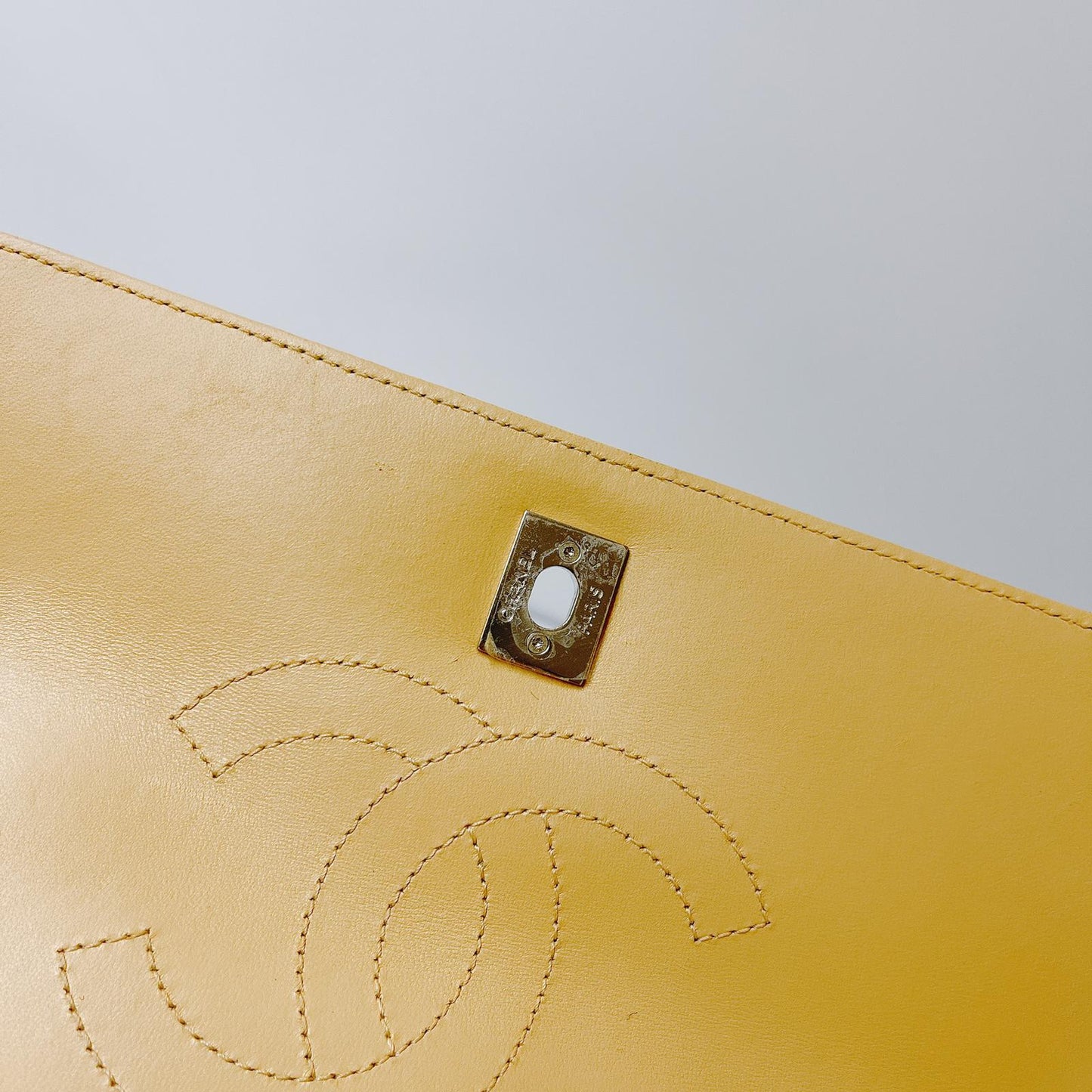 Trendy CC Small Flap Yellow toned neutral