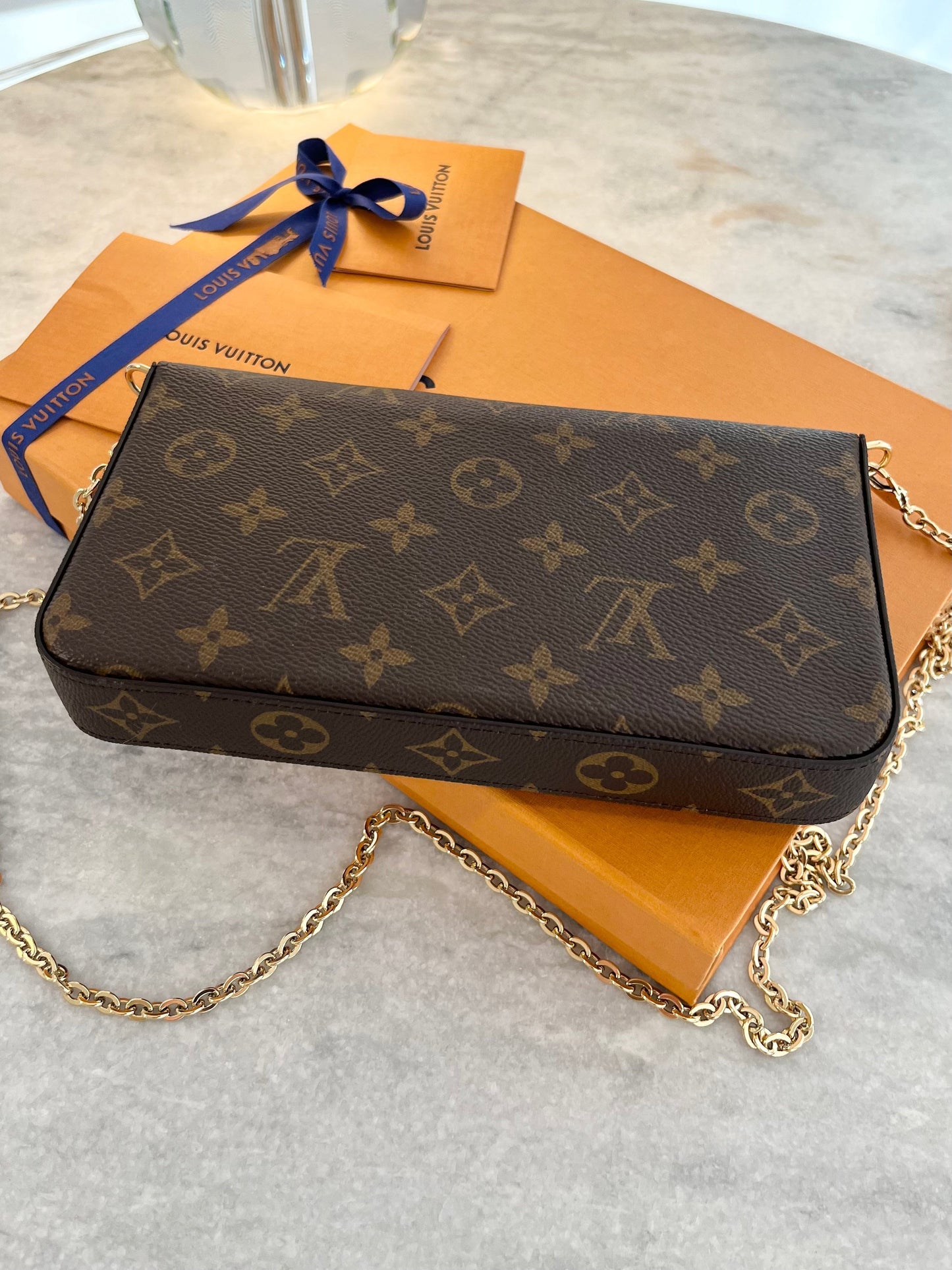 Louis Vuitton 2022 Felicie Pochette Monogram Crossbody Bag