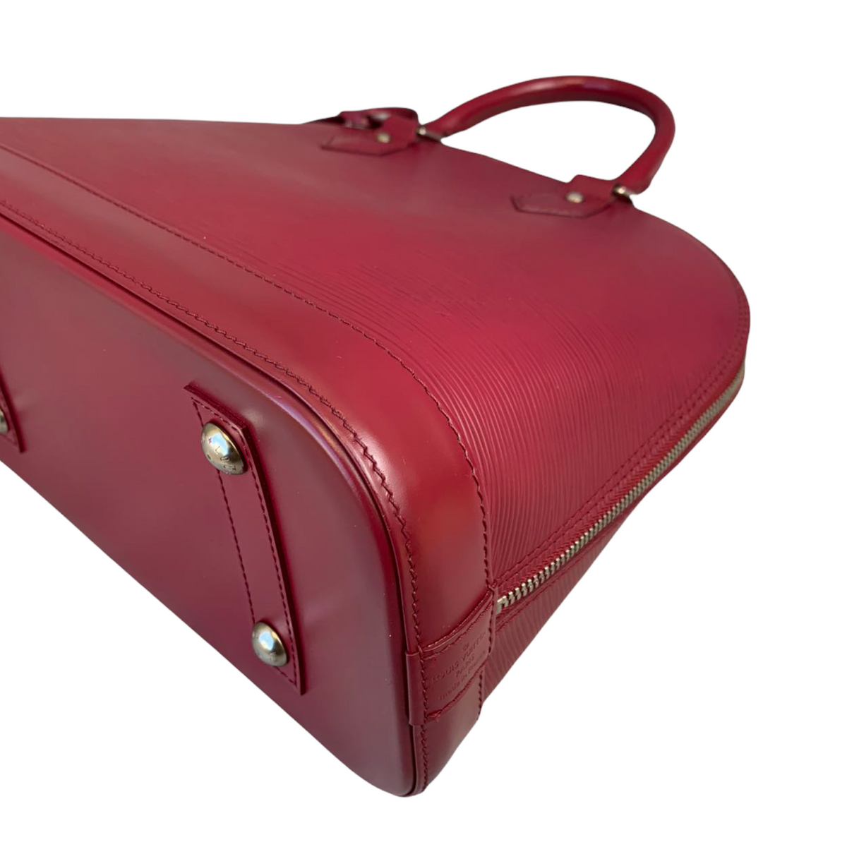 Louis-Vuitton Alma MM Epi Leather Castillan Red GHW