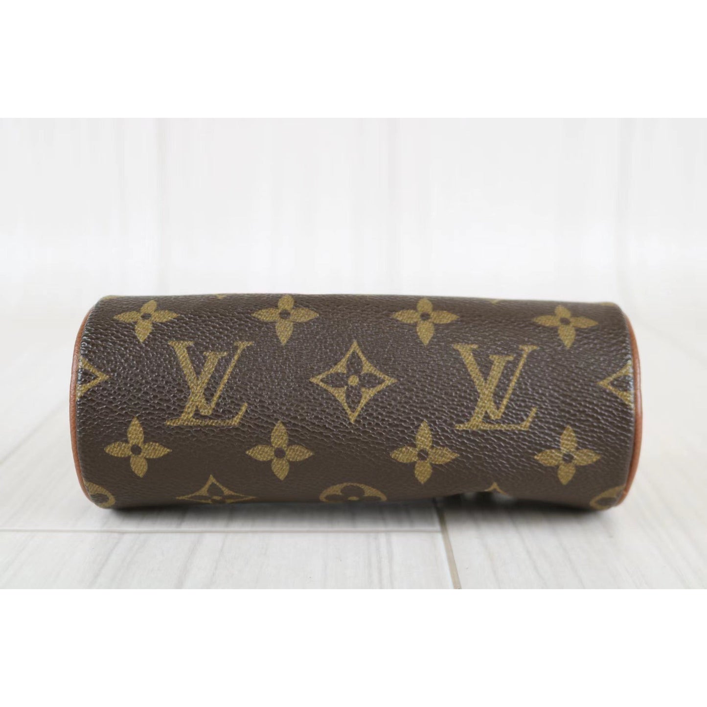 Rank AB ｜ LV Monogram Papillon 30 Handbag ｜073006