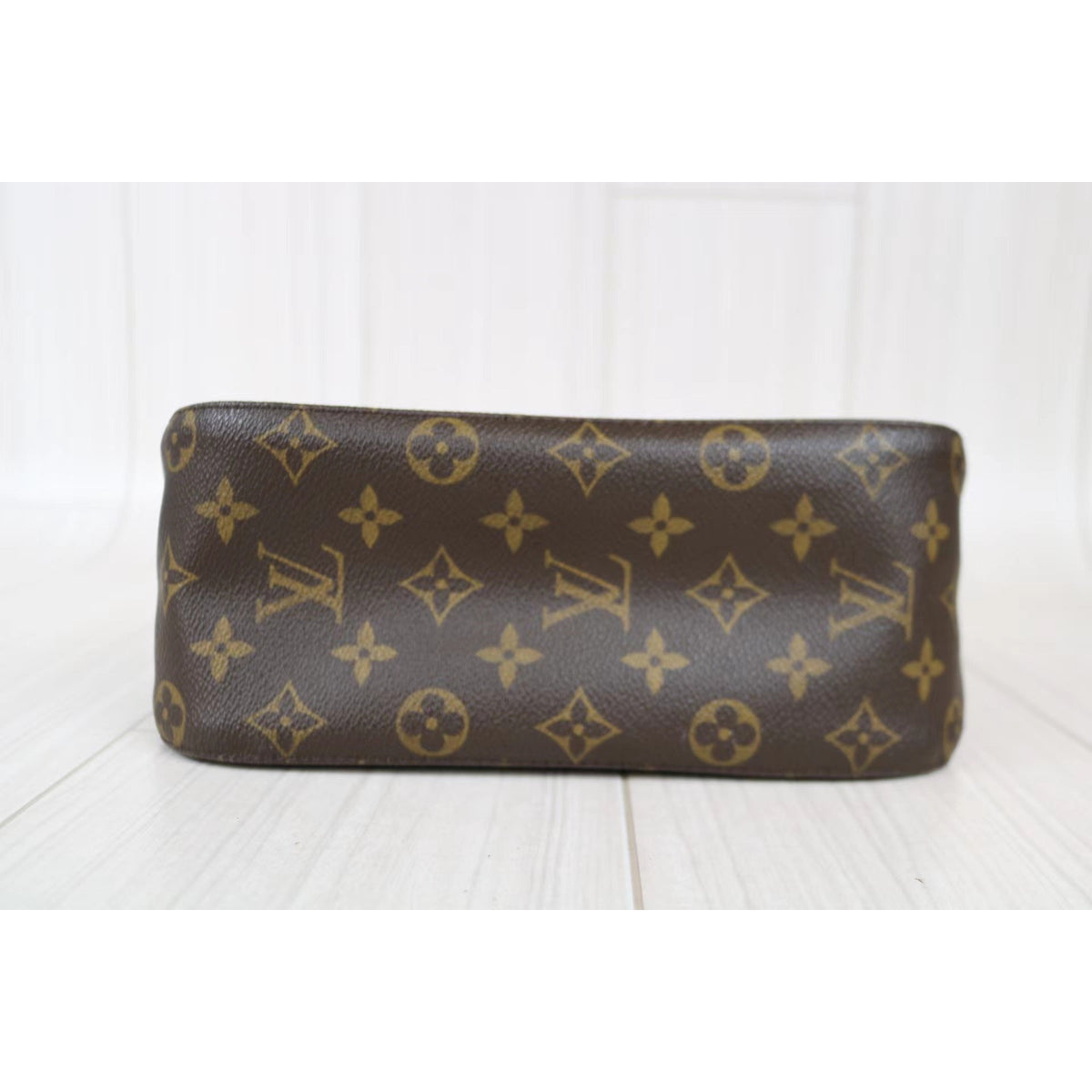 Rank A ｜ LV Monogram Looping MM Shoulder Bag ｜021205