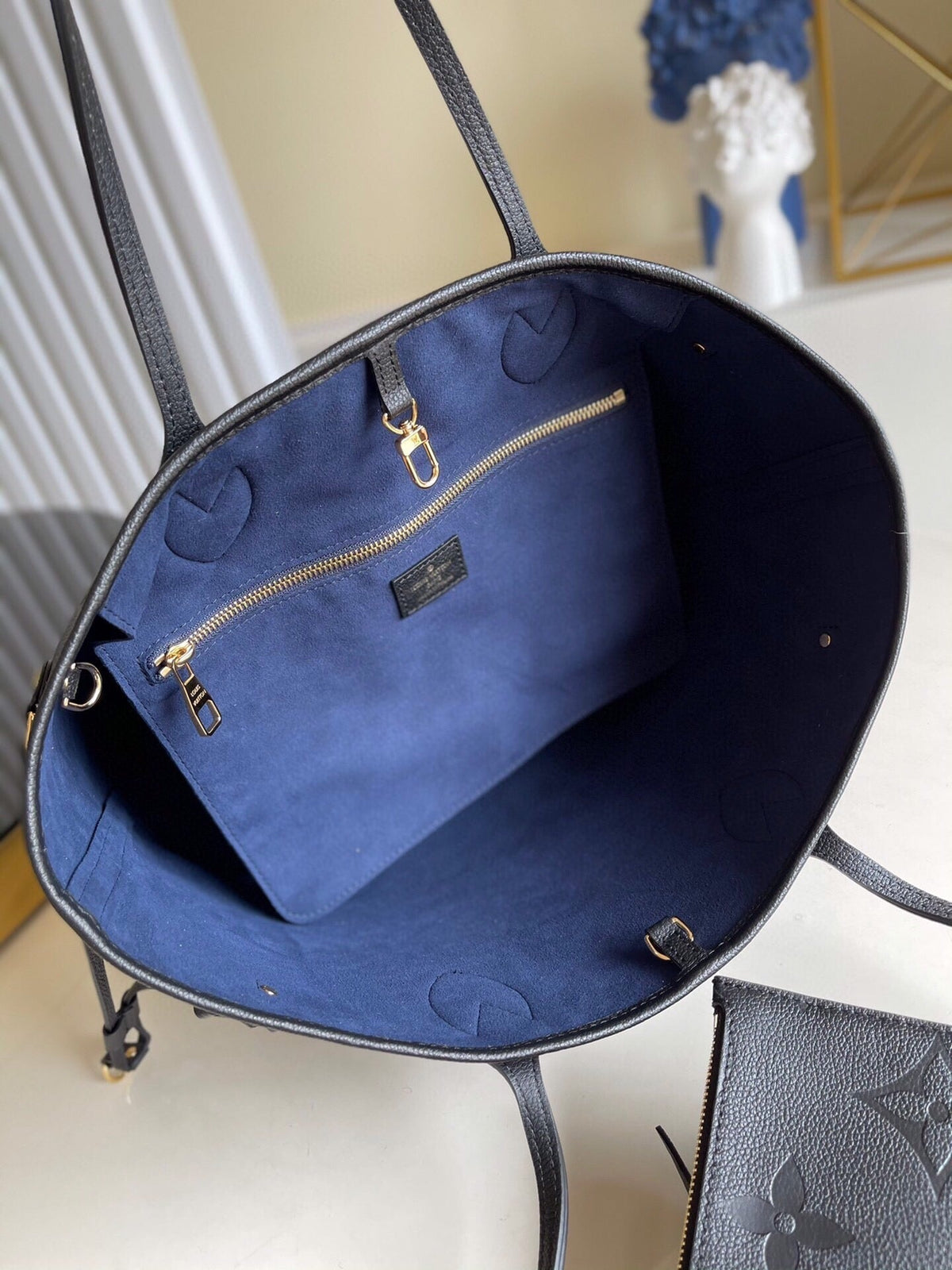 Louis Vuitton Neverfull MM Tote Bag