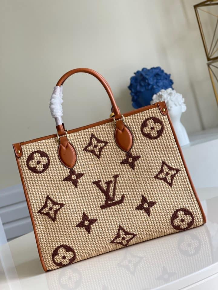 Louis Vuitton OnTheGo MM Bag