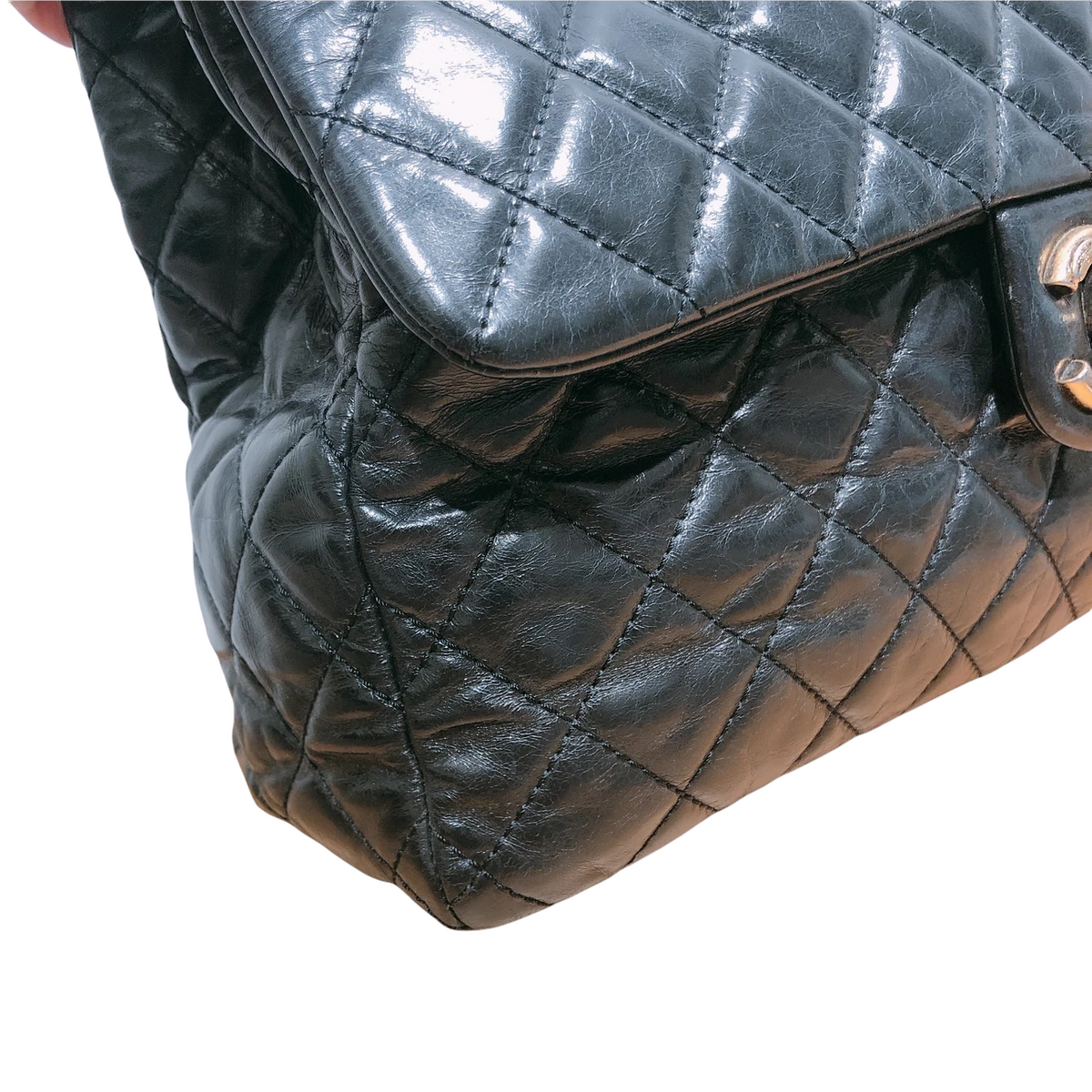Castle Rock Glazed Calfskin Black GHW