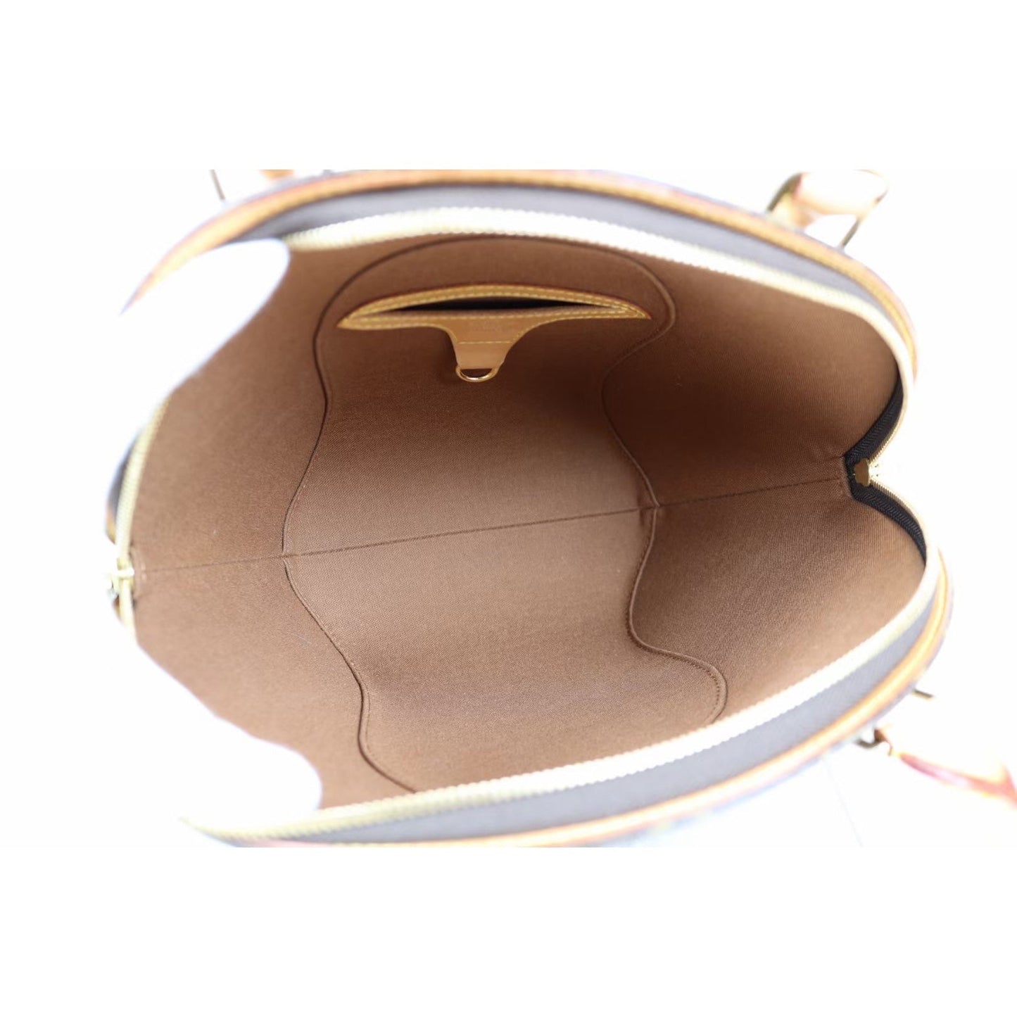Rank SA ｜ LV Monogram Ellipse PM ｜041108