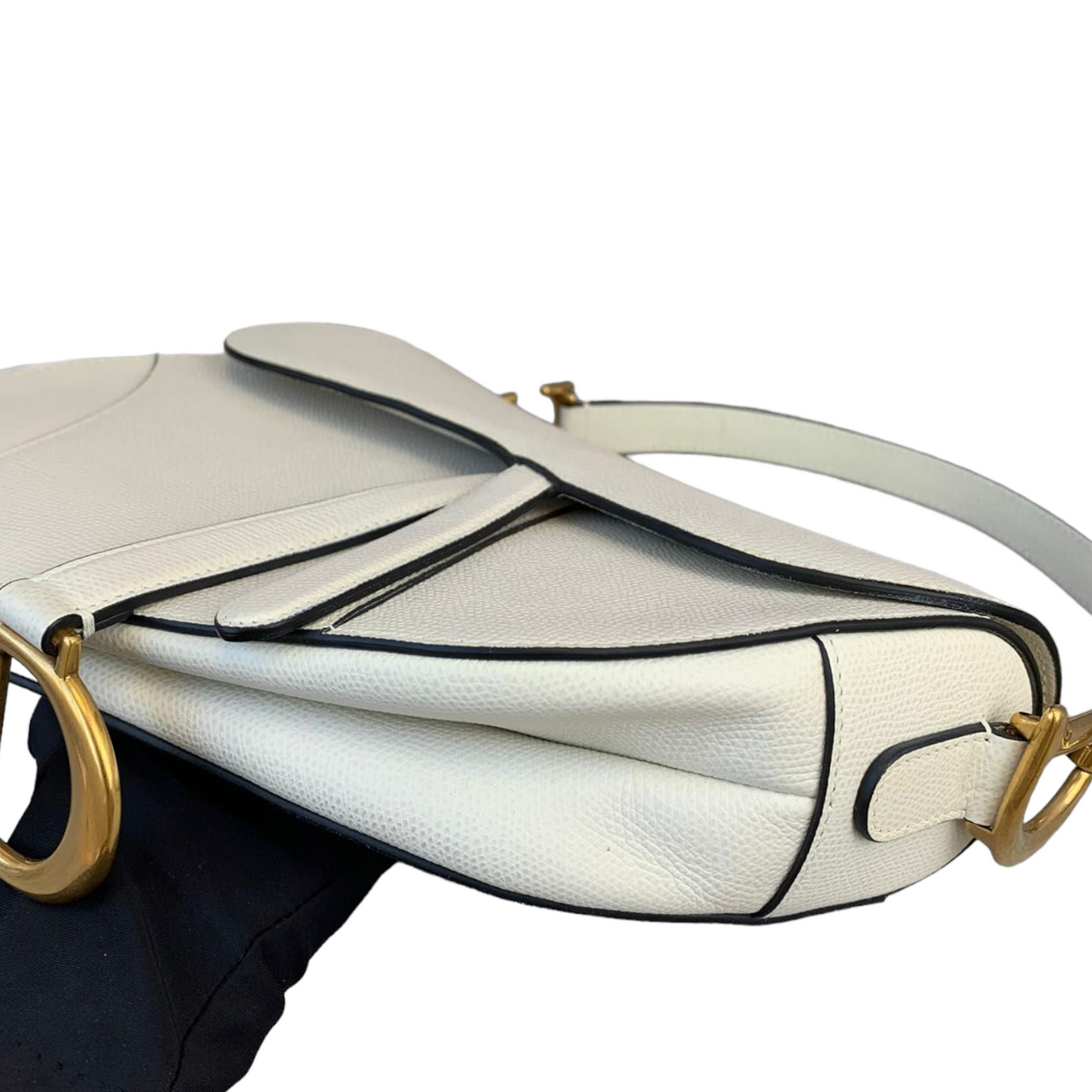 Medium Saddle Calfskin White GHW