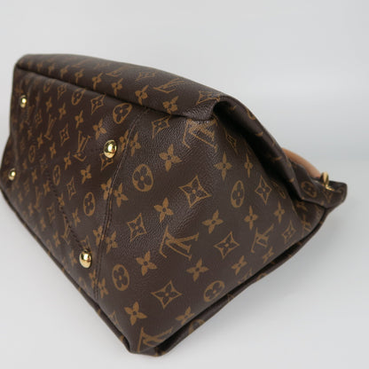 Louis-Vuitton Monogram Artsy MM