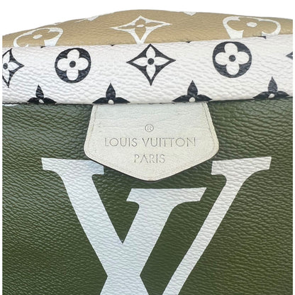 Louis-Vuitton Monogram Giant Bum Bag Khaki White GHW