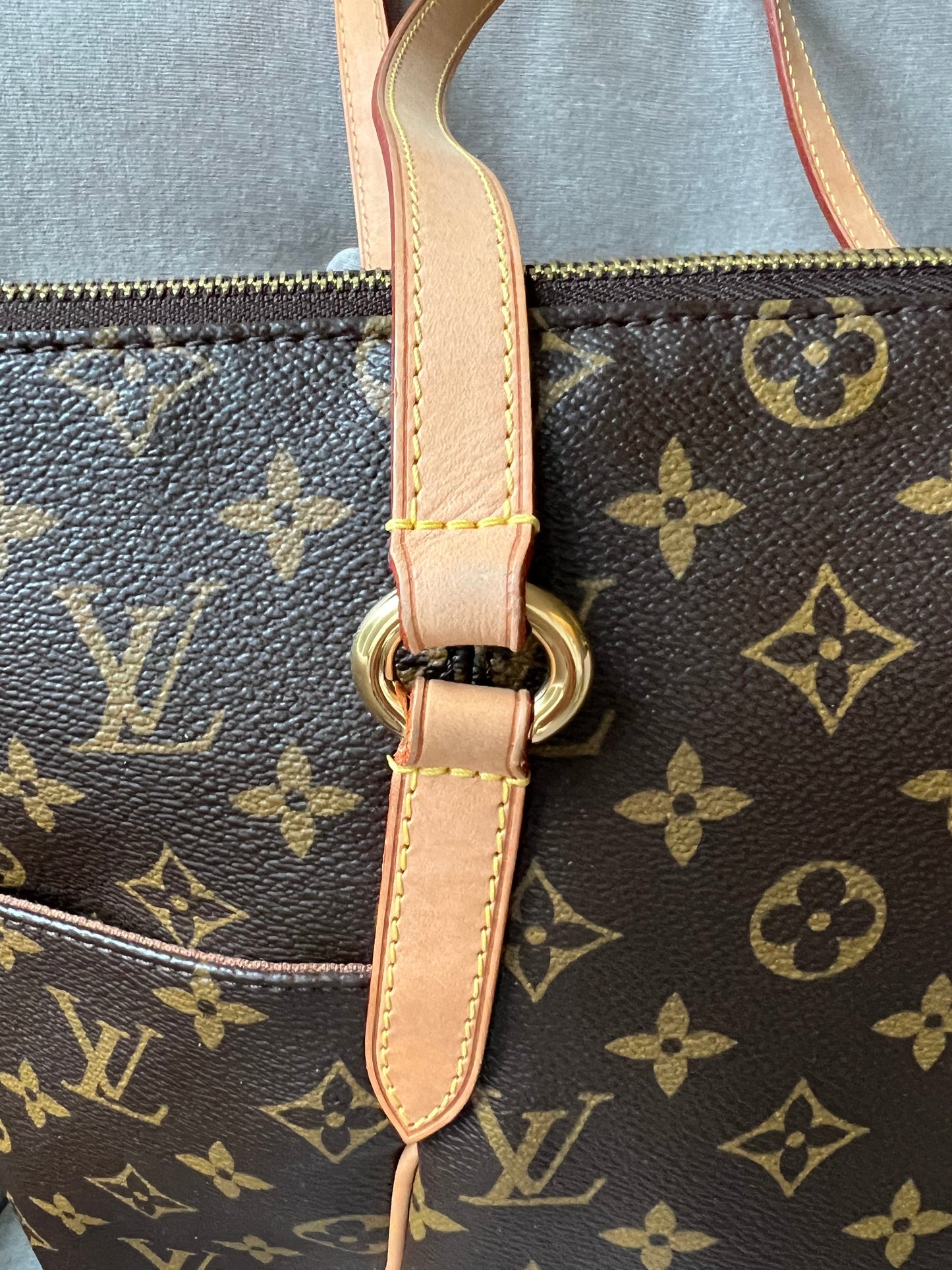 Louis Vuitton Totally MM Monogram