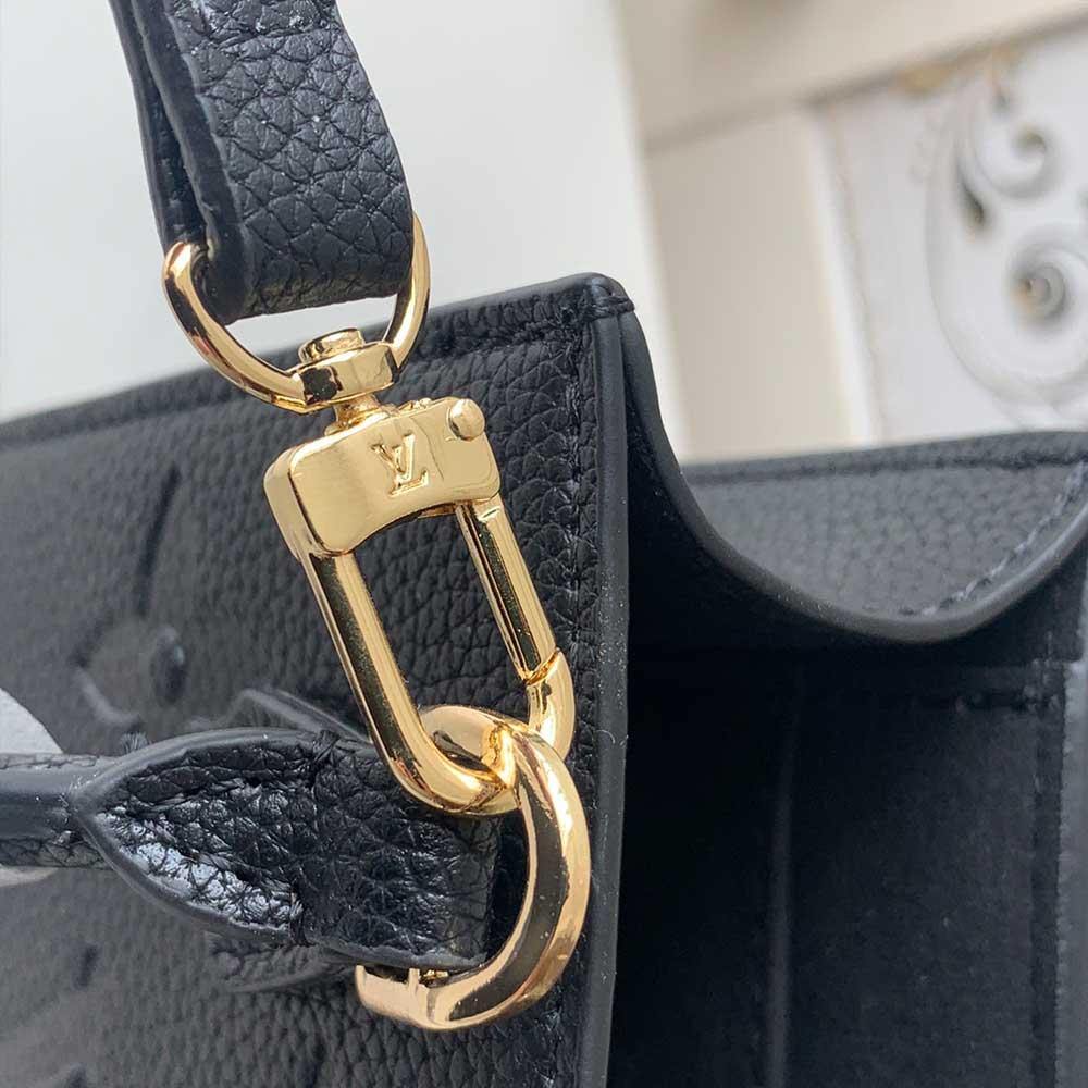 Louis Vuitton Petit Sac Plat Bag