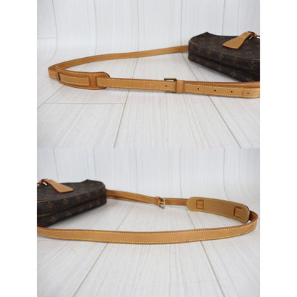 Rank AB ｜ LV Monogram Jeune Fille GM Crossbody Bag ｜082815