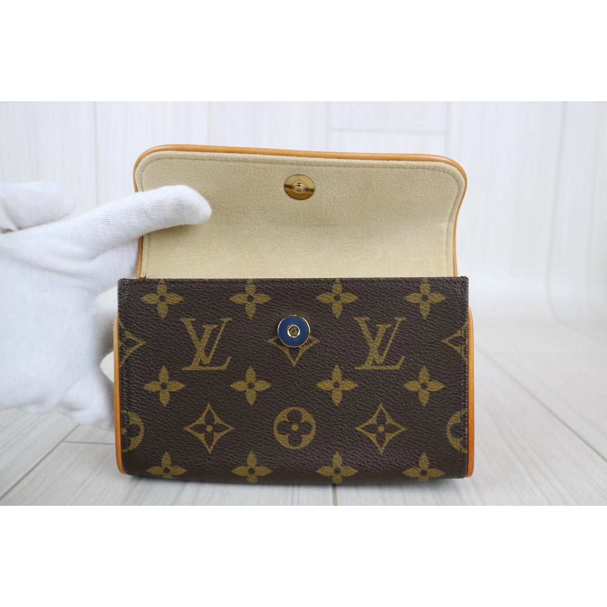 Rank A ｜ LV Monogram Pochette Florentine Waist Bag ｜041113