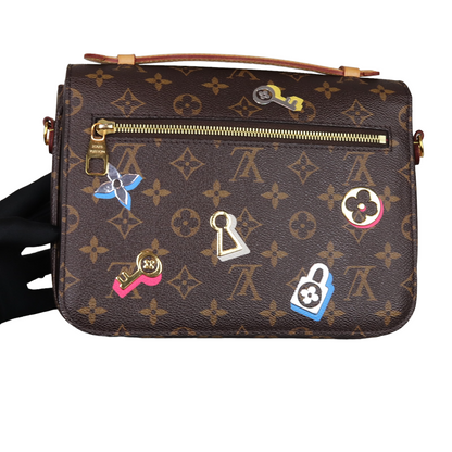 Louis-Vuitton Pochette Metis Monogram Love Lock GHW