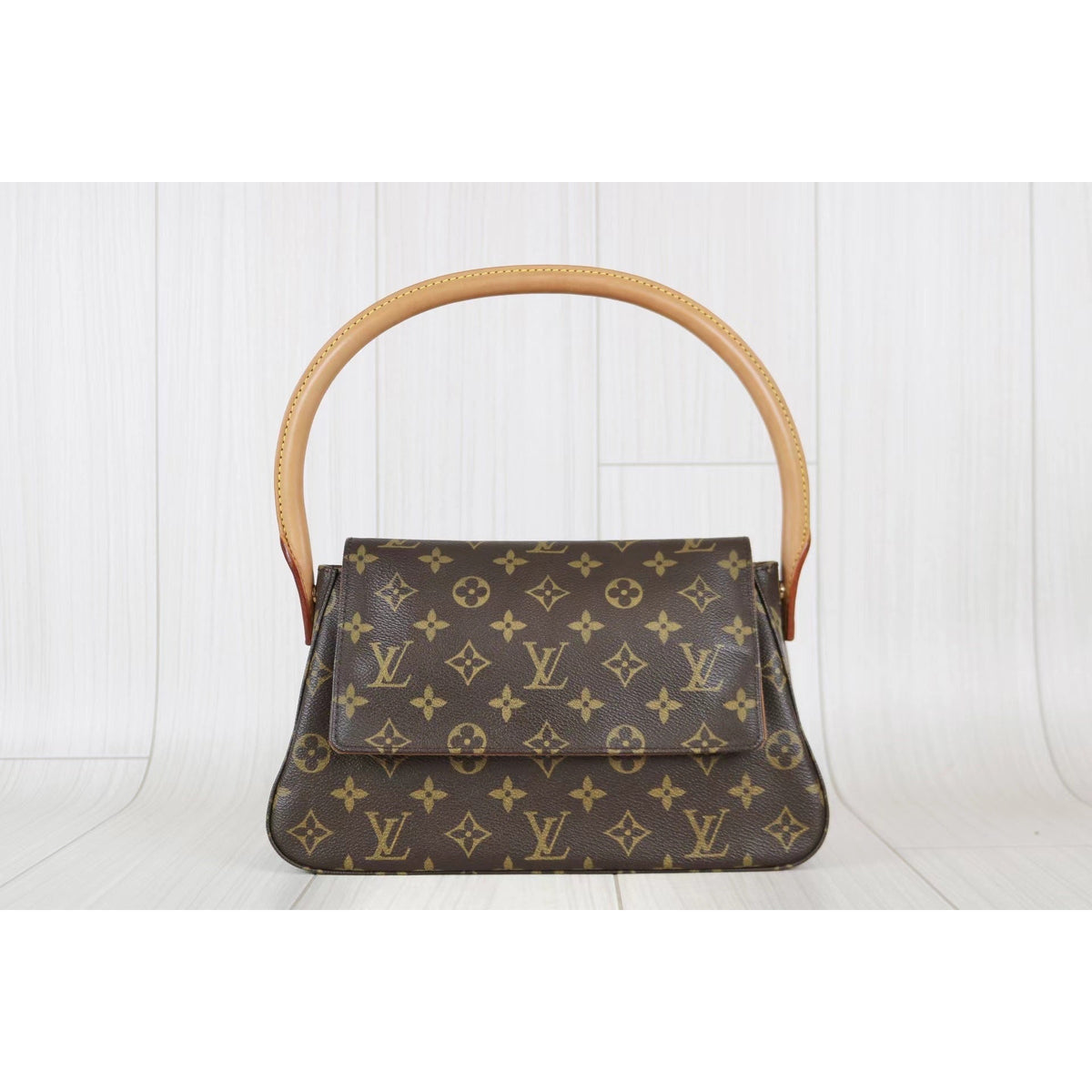 Rank A ｜ LV Monogram Mini looping Shoulder Bag ｜052701