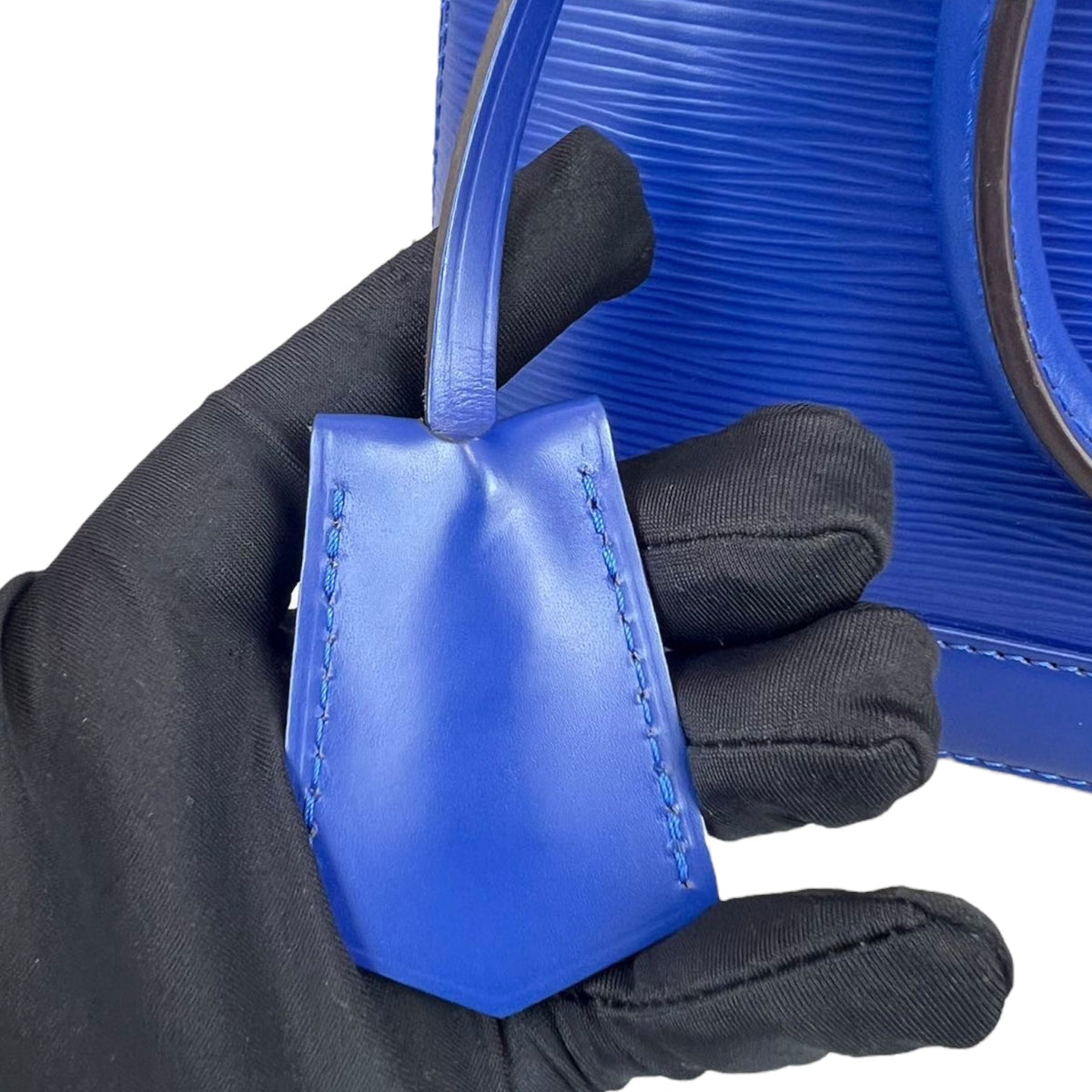 Louis-Vuitton Alma BB Epi Blue SHW