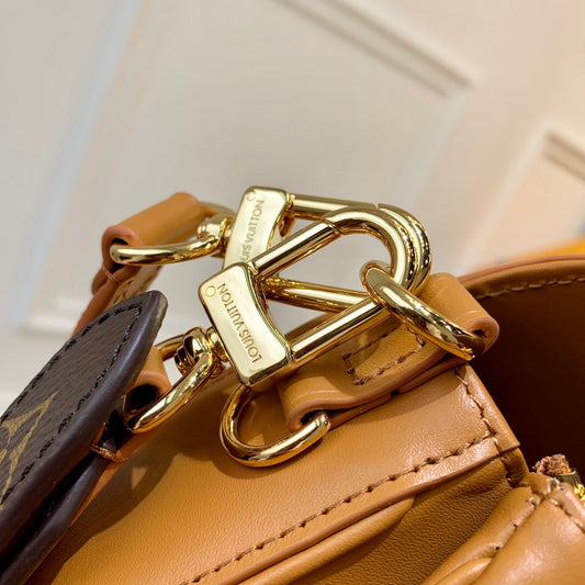 Louis Vuitton Swing Bag