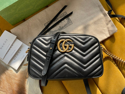 Gucci GG Marmont Small Matelasse Shoulder Bag