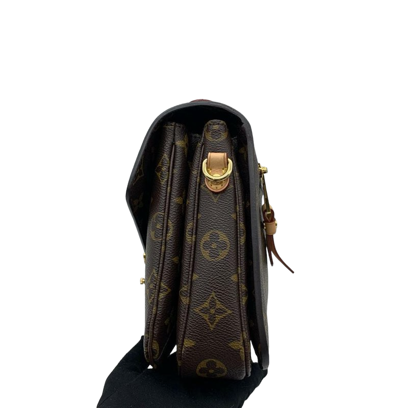Louis-Vuitton Monogram Pochette Métis GHW