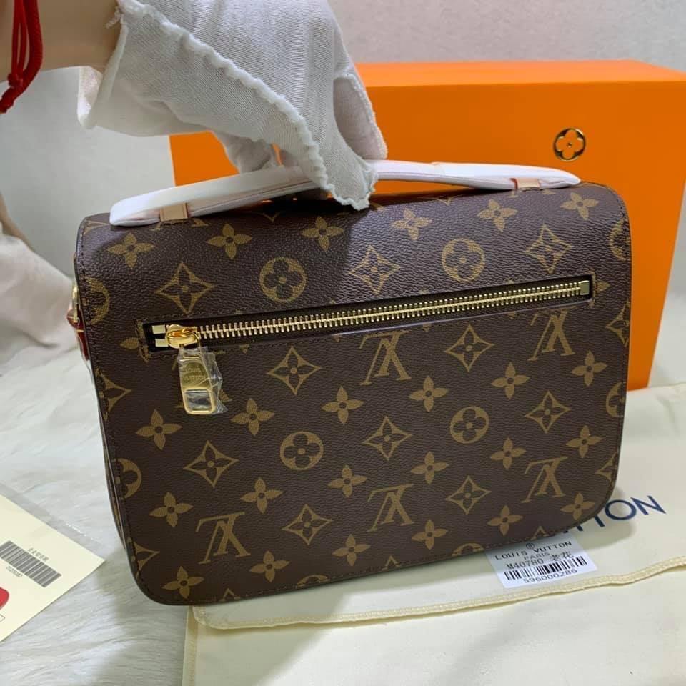 Louis Vuitton Pochette Metis Bag