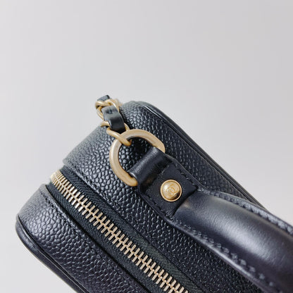 CC Filigree Medium Caviar Quilted Vanity Case Black