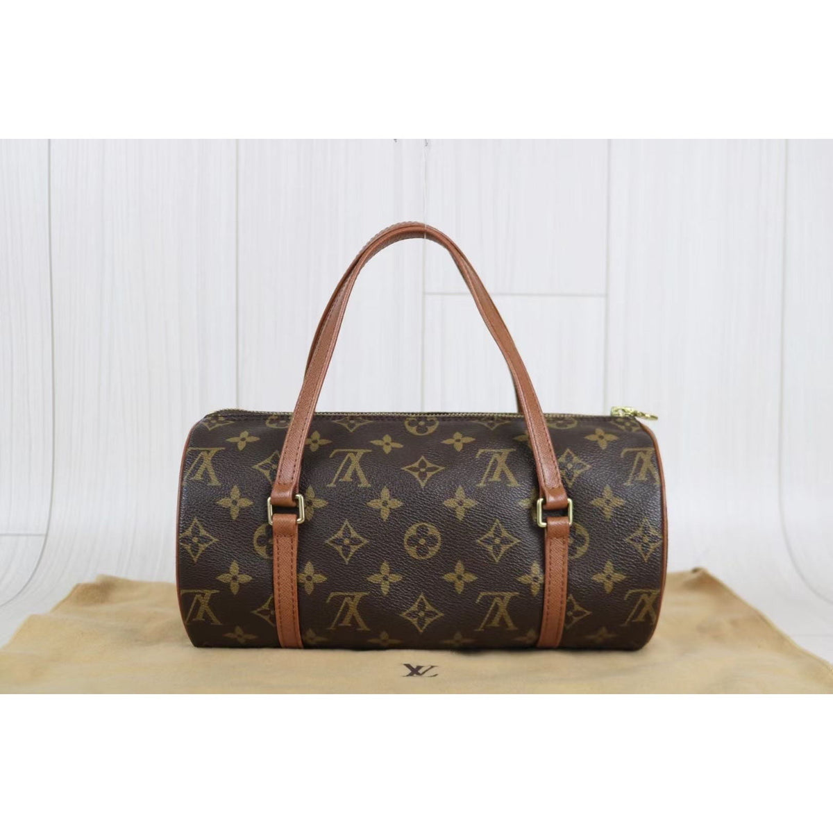Rank A ｜ LV Monogram Papillon 26 Handbag ｜032001