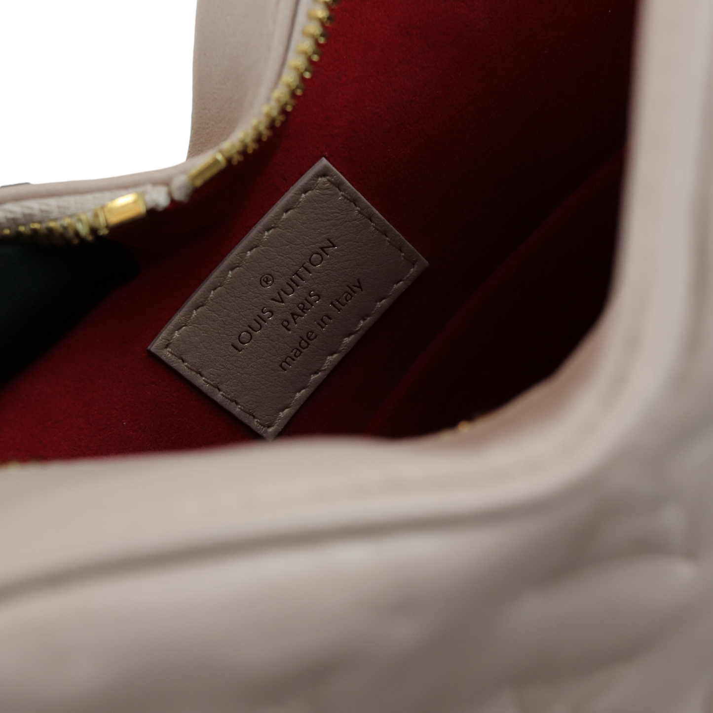 Louis-Vuitton Embossed Leather Sac Coeur Pink GHW