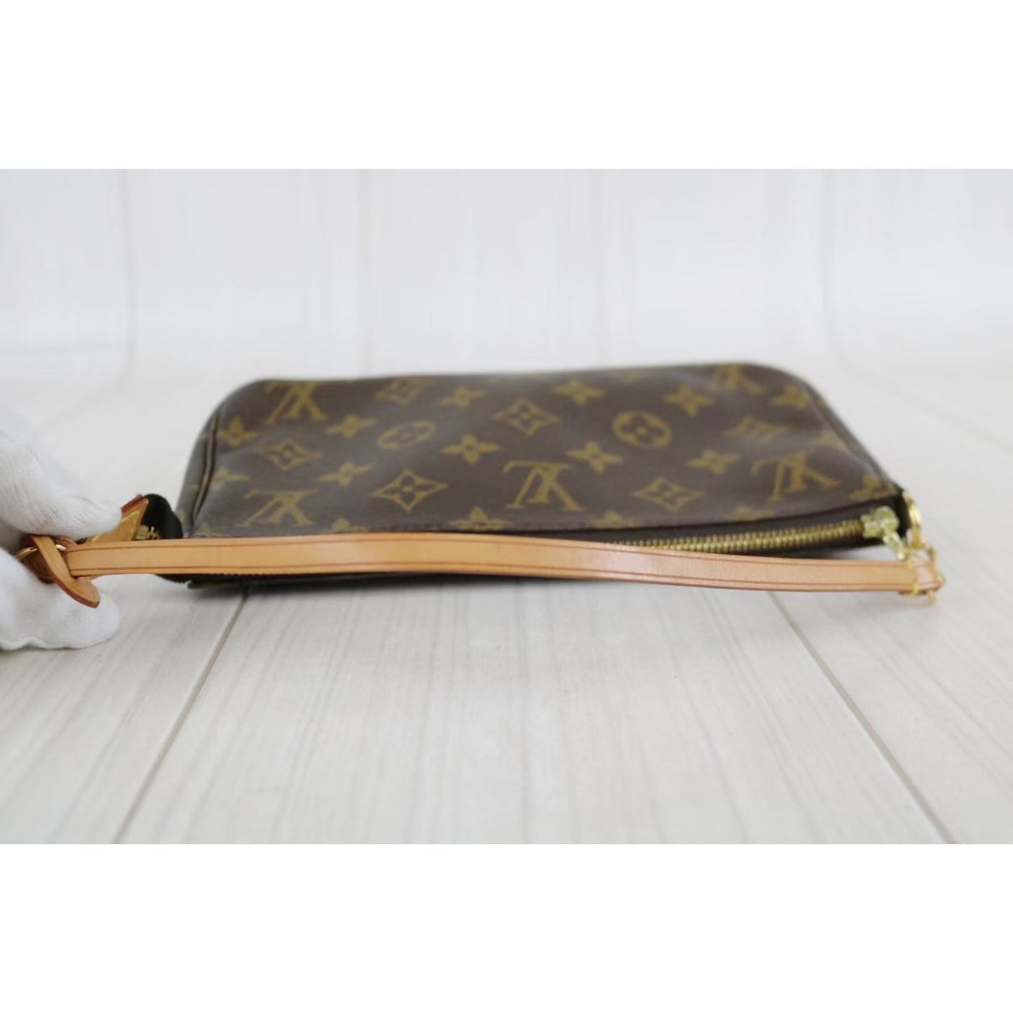 Rank A ｜ LV Monogram Pochette Accessoires ｜042513