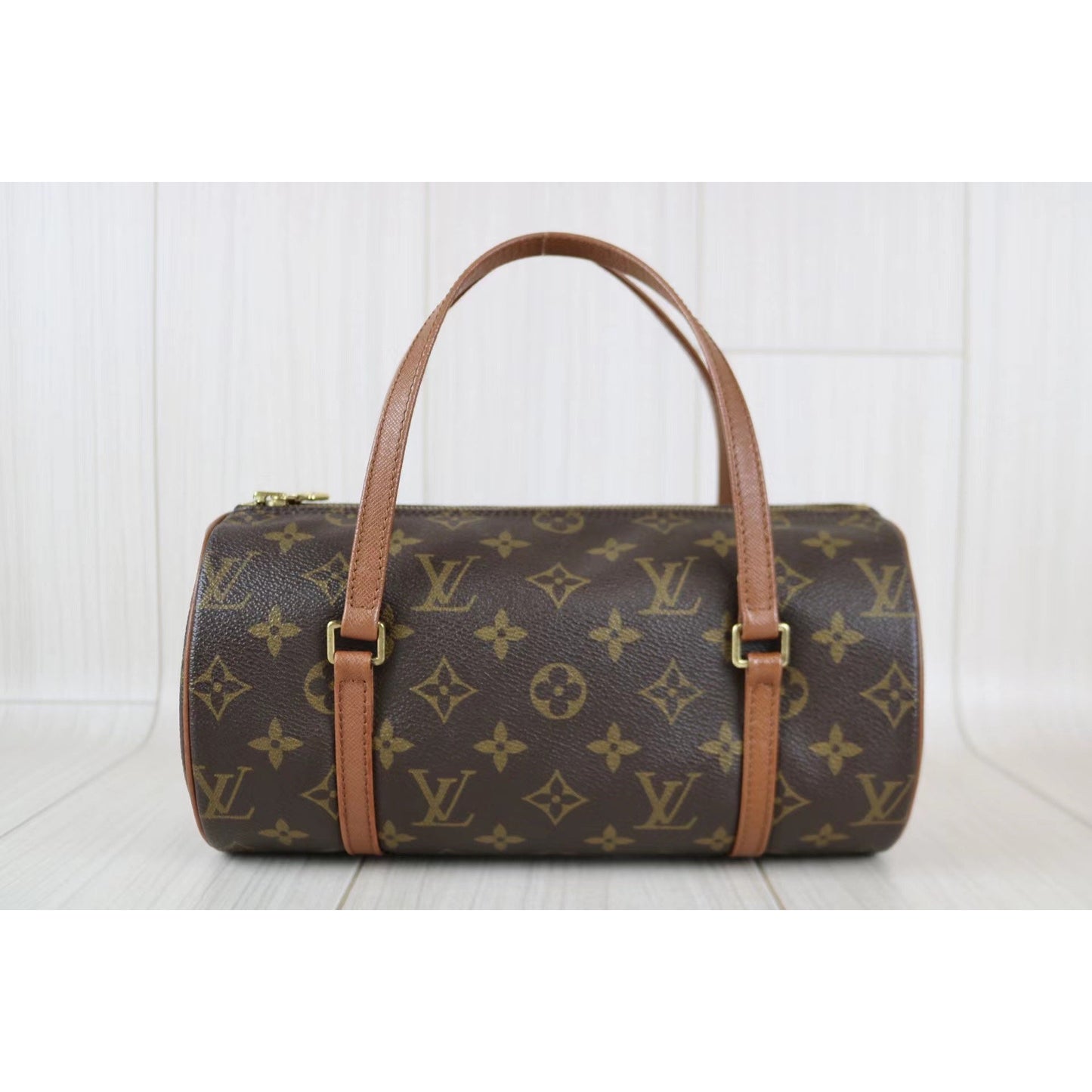 Rank A ｜ LV Monogram Papillon 26 Handbag ｜060801
