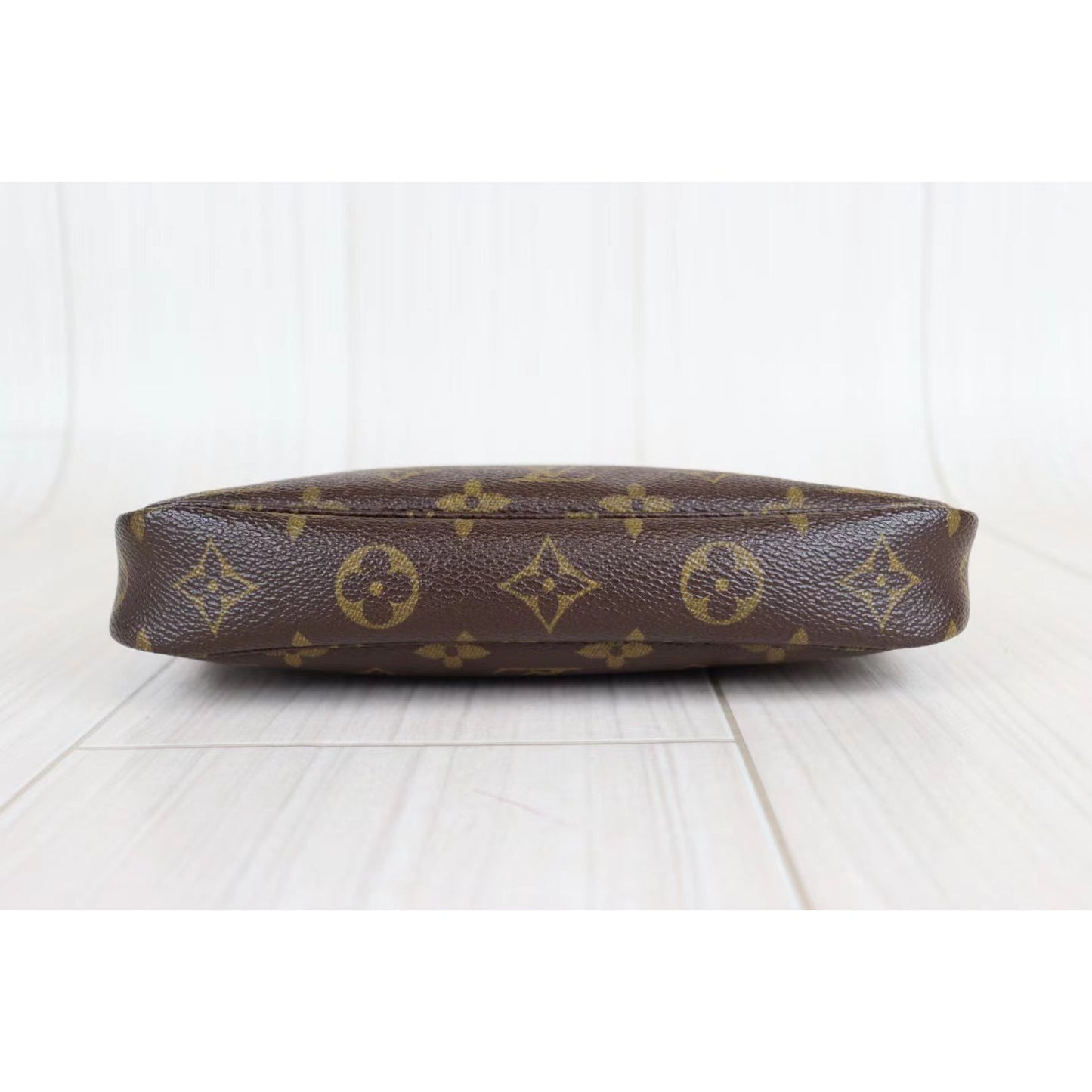 Rank AB ｜ LV Monogram Pochette Accessoires ｜071502