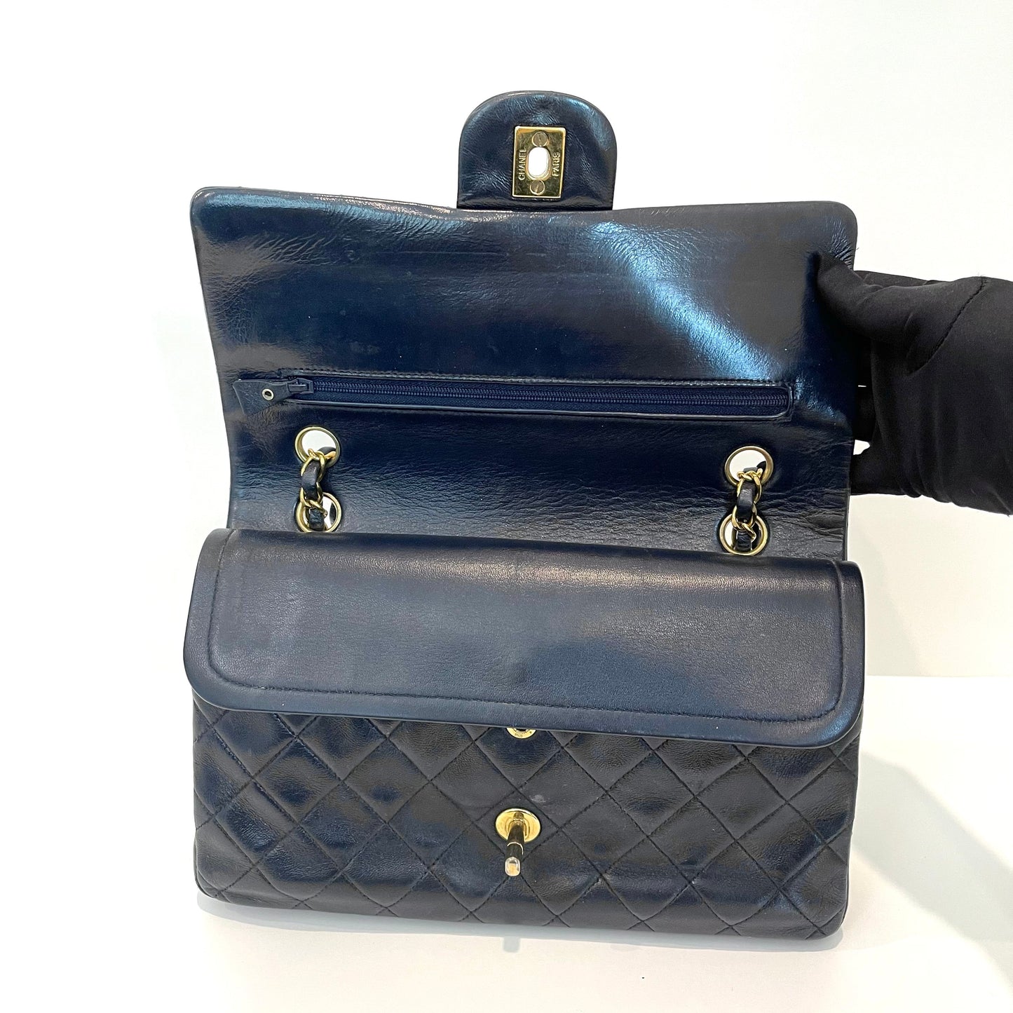 Vintage Classic Flap Medium GHW Blue