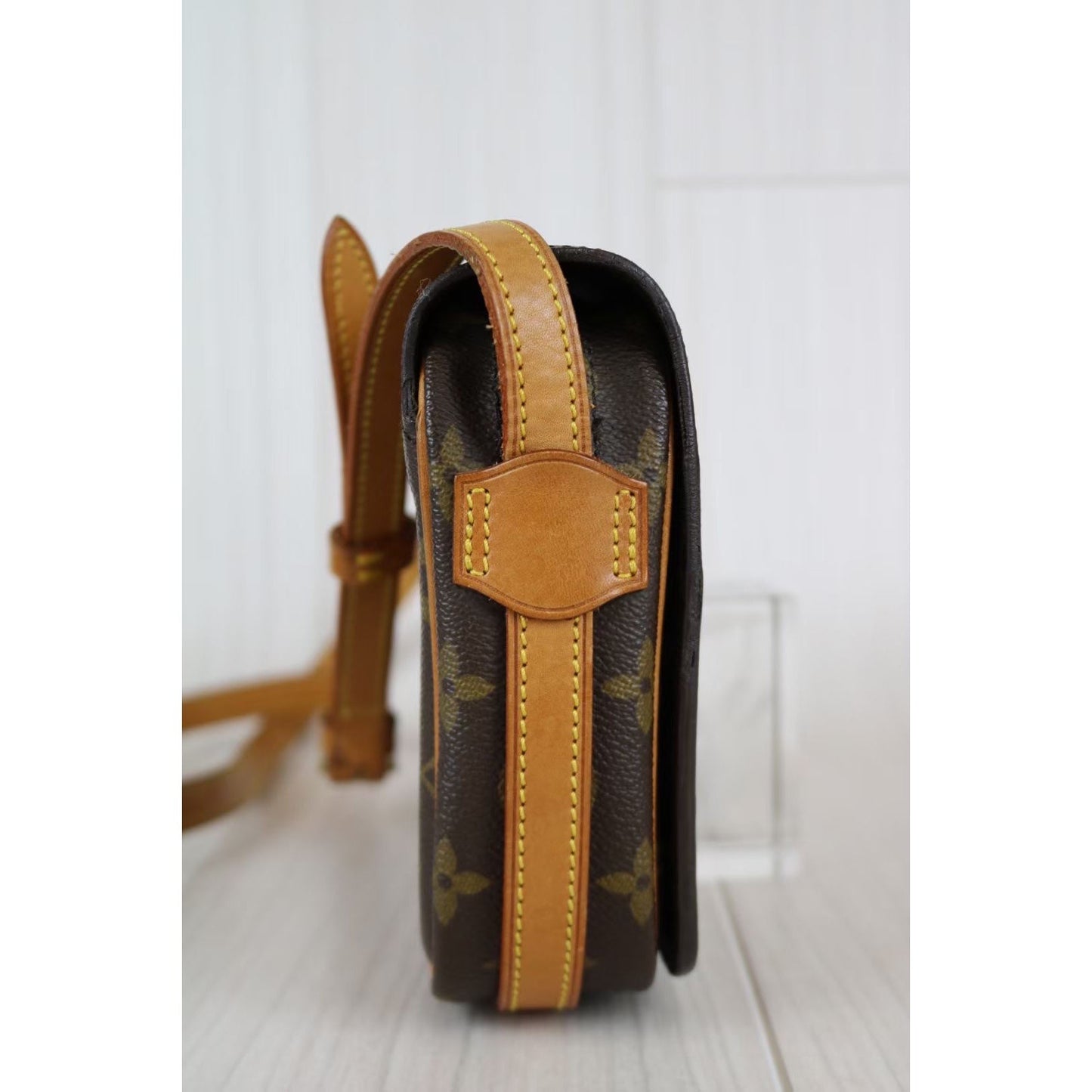 Rank AB ｜ LV Monogram Shoulder Bag ｜053104