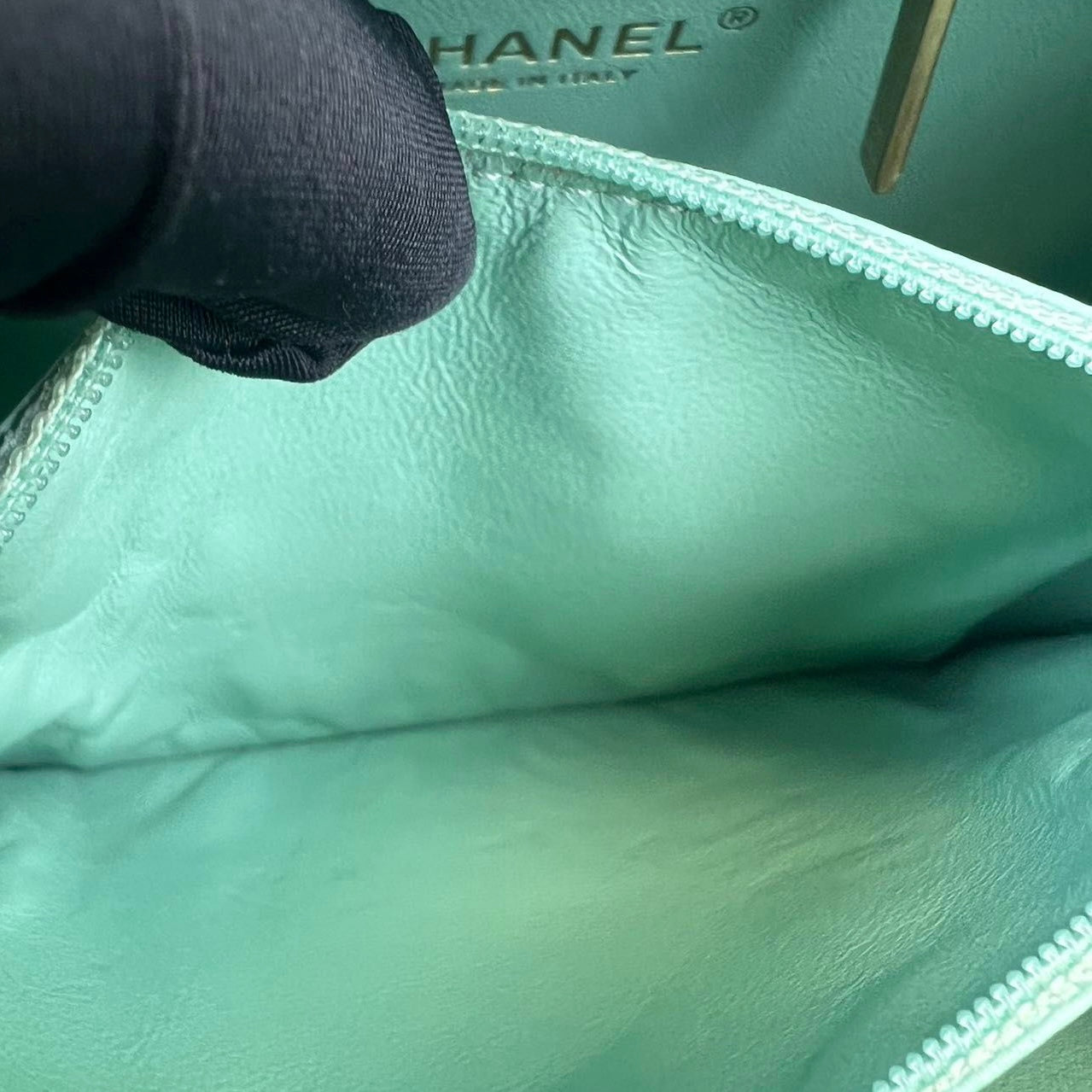 Medium CC Filigree Caviar Vanity Green GHW