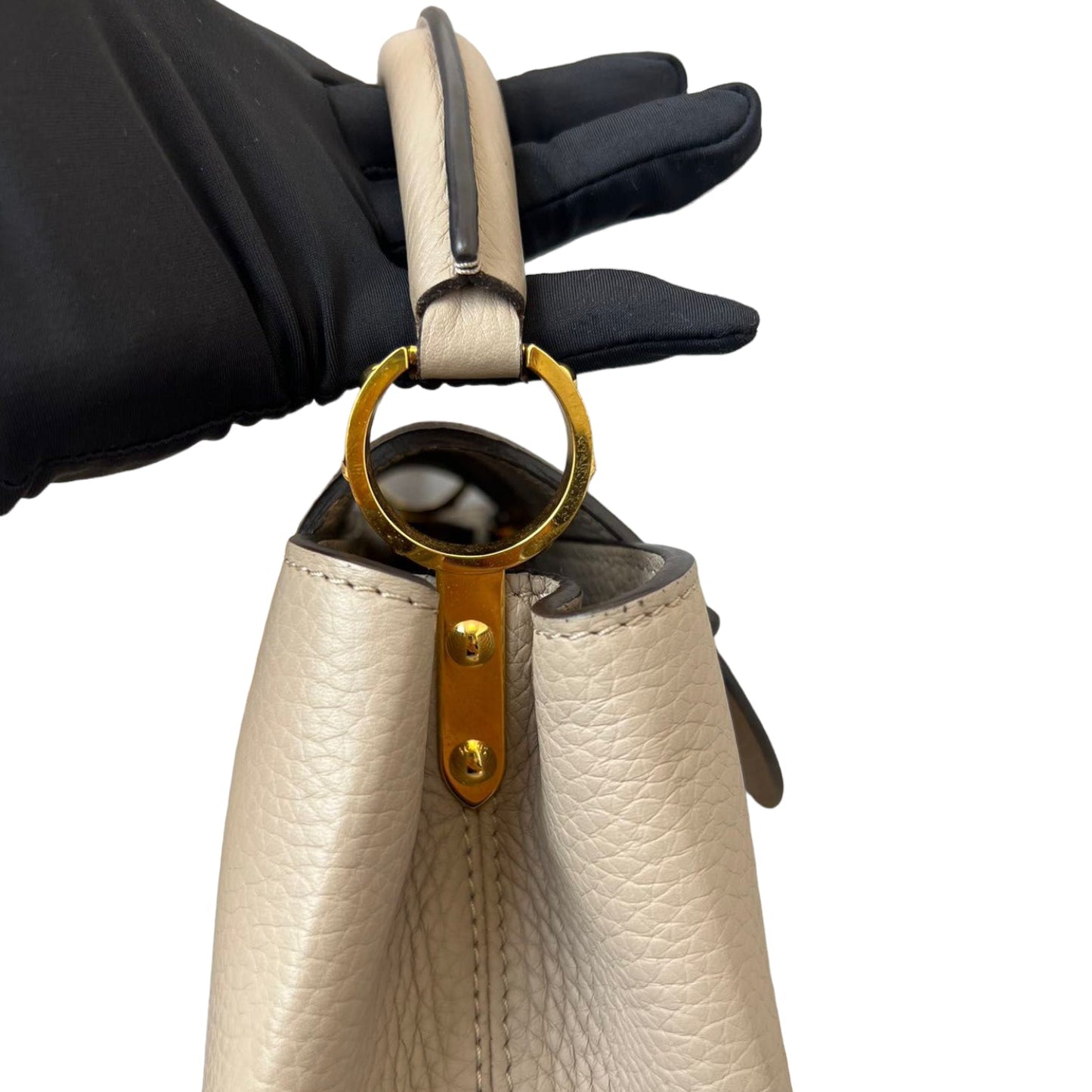 Louis-Vuitton Capucines BB GHW