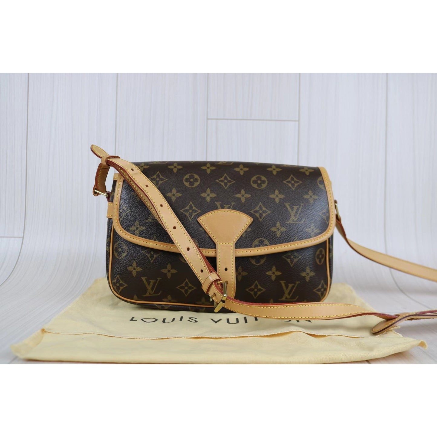 Rank A ｜LV Monogram Sologne ShoulderBag｜032922