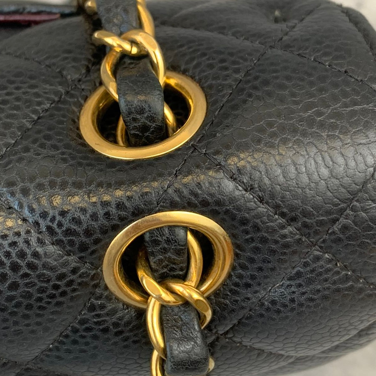 Medium Classic Flap Caviar Black GHW