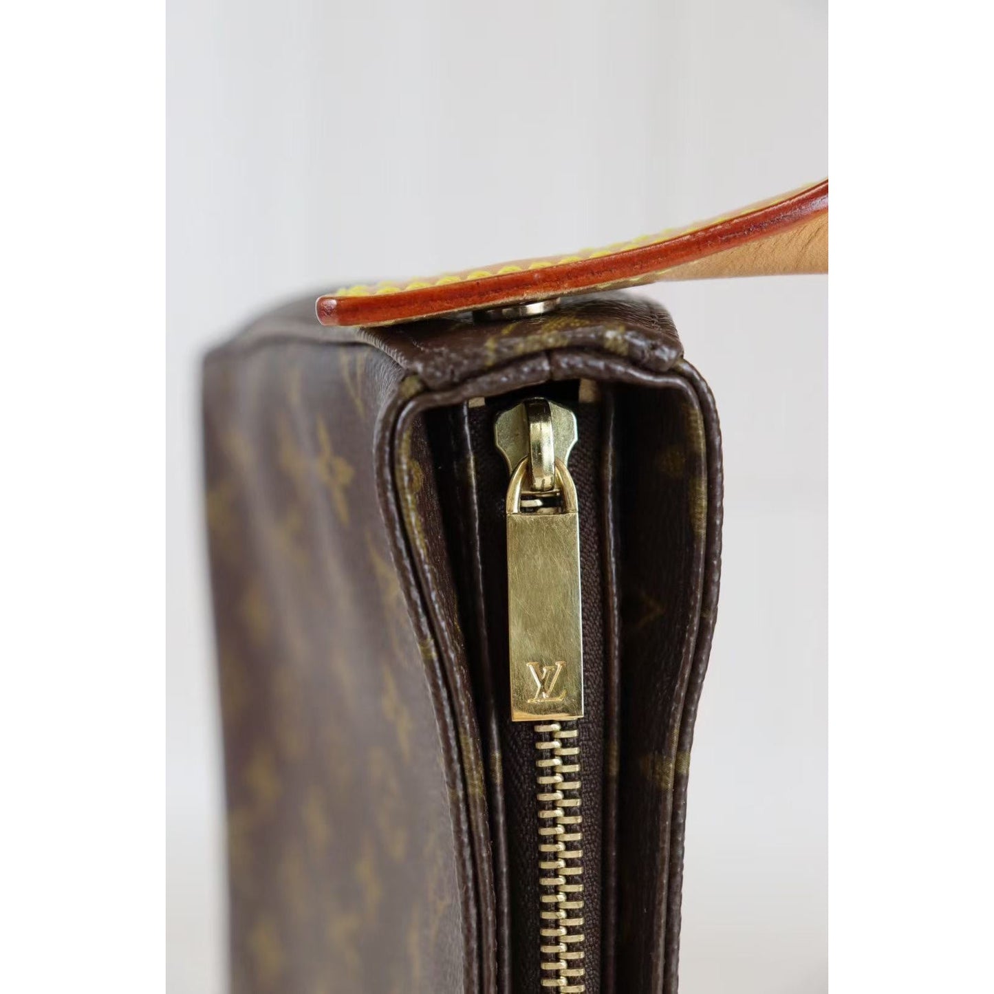 Rank A ｜ LV Monogram Looping MM Shoulder Bag ｜083008