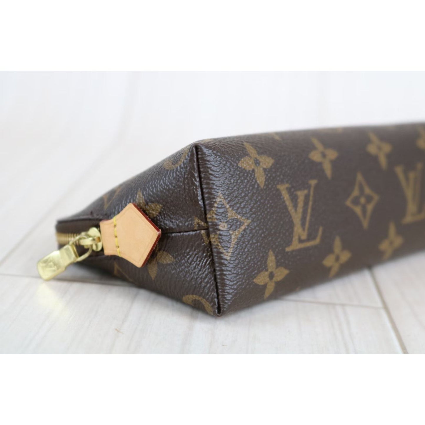 Rank SA｜LV Monogram Pochette Cosmetics｜062810