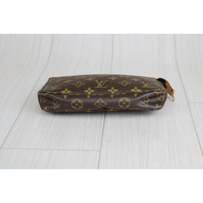 Rank A ｜ LV Monogram Pochette Accessoires ｜031917